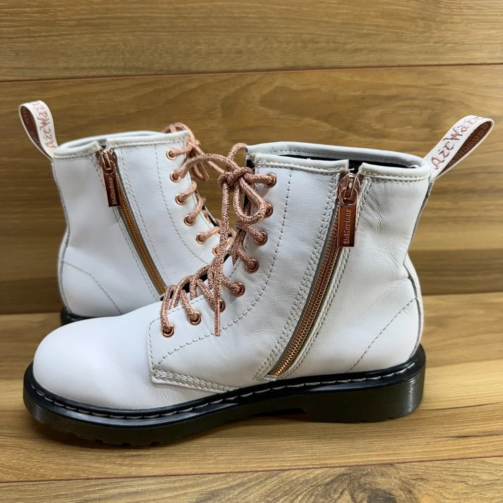 Dr Martens Youth Girls White Boot Size 4 EU 36 Rose Gold Laces Boho Modern 1460J